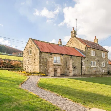 4 Bed In North York Moors National Park 75301 Holiday home Rosedale Abbey