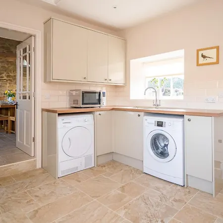 בית נופש 4 Bed In Kirkbymoorside Oc-75301 *