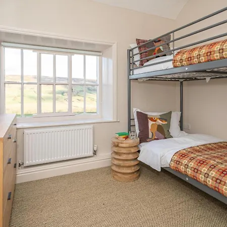 4 Bed In Kirkbymoorside Oc-75301