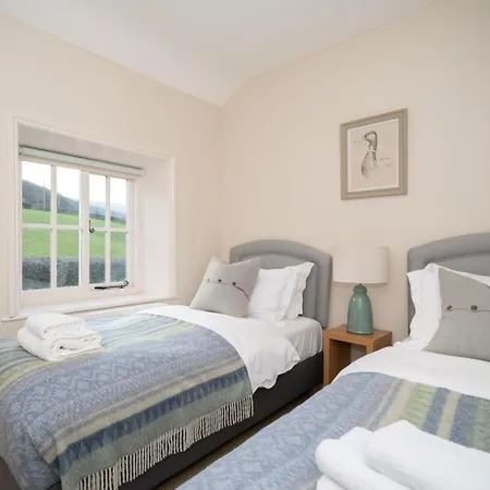 4 Bed In Kirkbymoorside Oc-75301 בית נופש *
